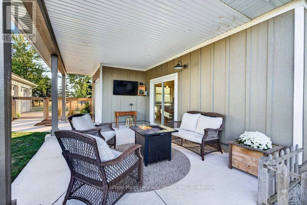 4379 HENDERSON ROAD
