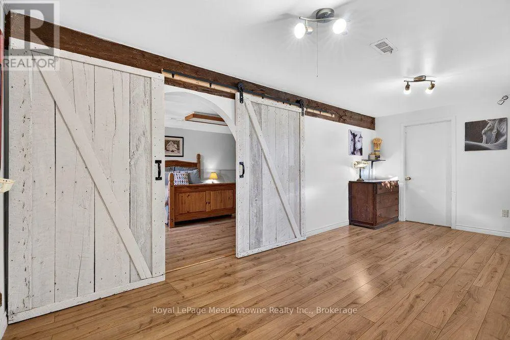 4379 HENDERSON ROAD