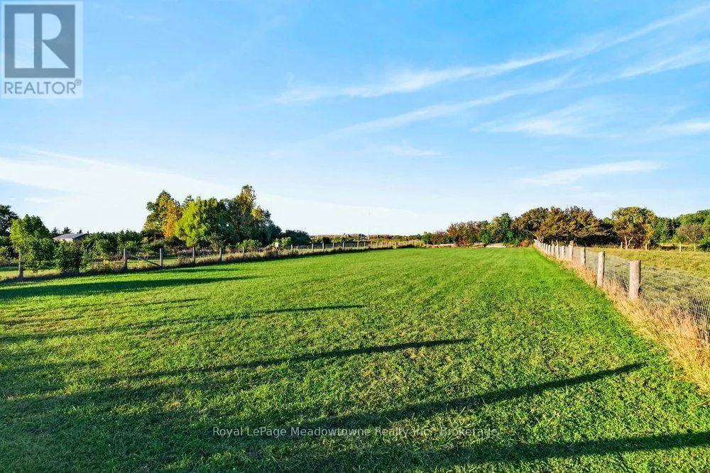 4379 HENDERSON ROAD