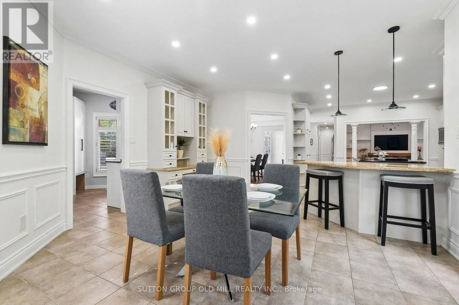 7 ROLLING MEADOW DRIVE
