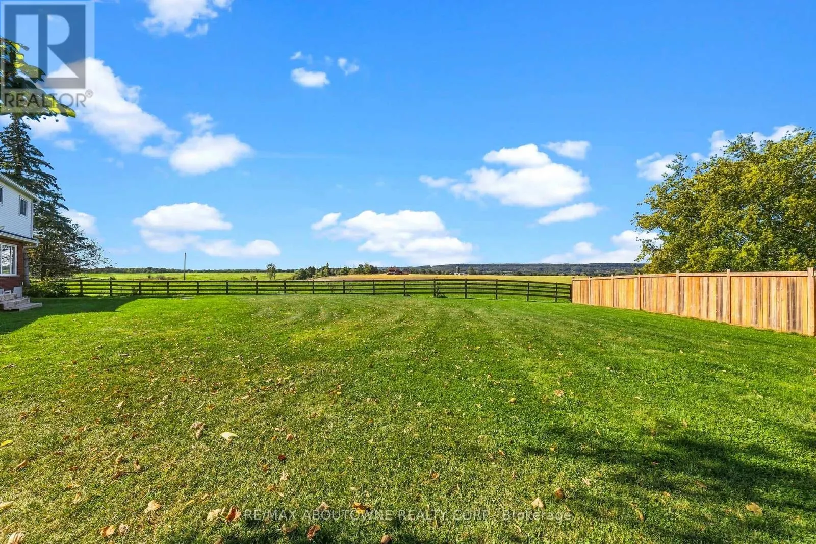 5367 2 SIDE ROAD
