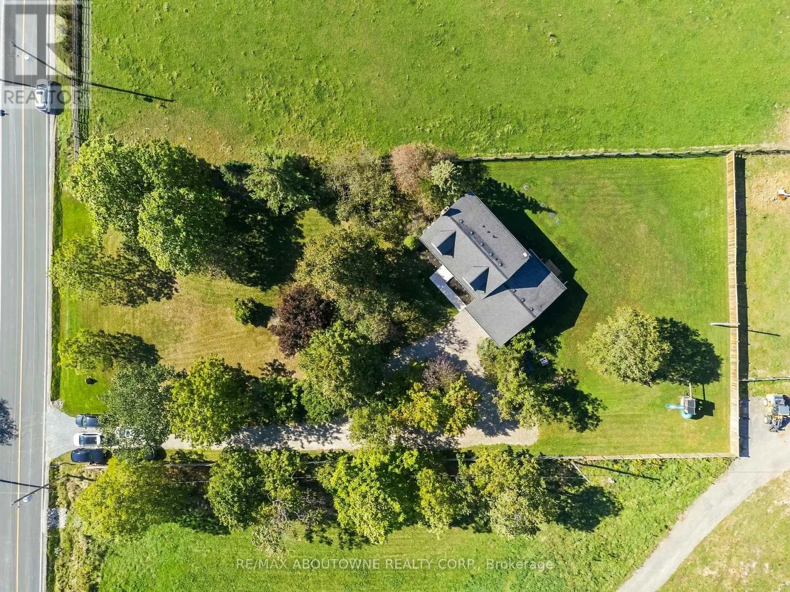 5367 2 SIDE ROAD