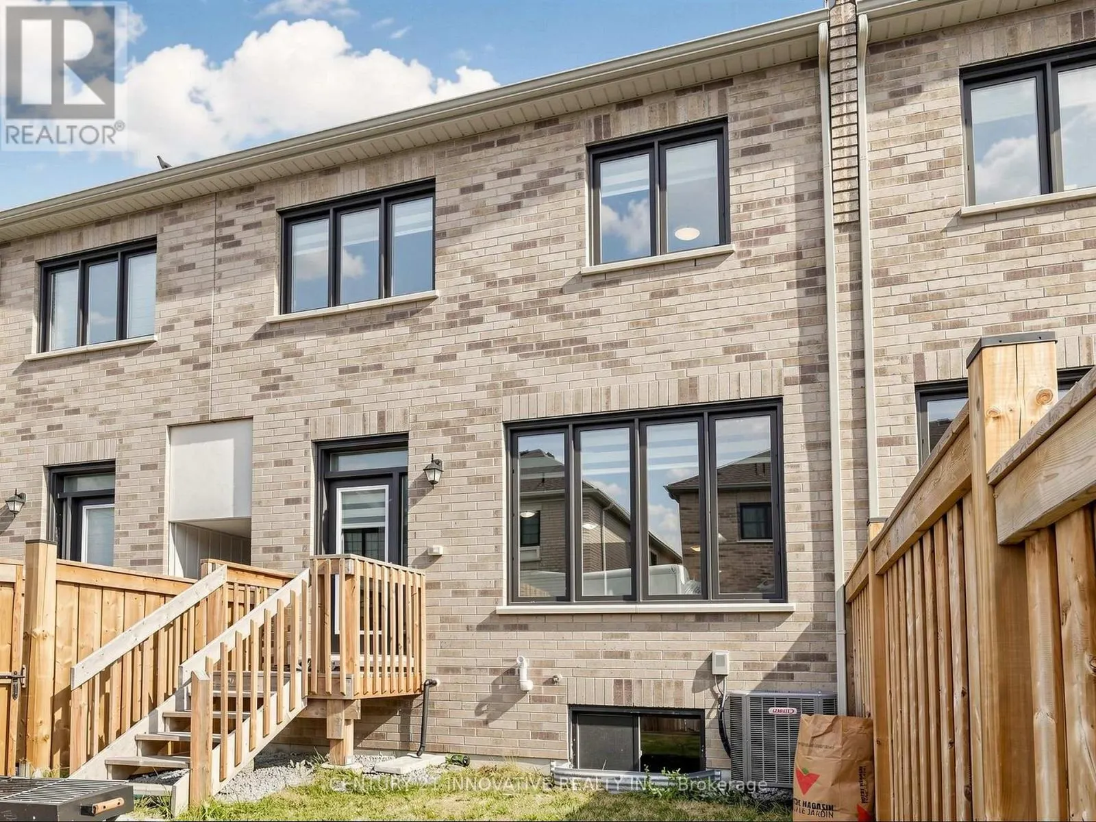 575 BOYD LANE