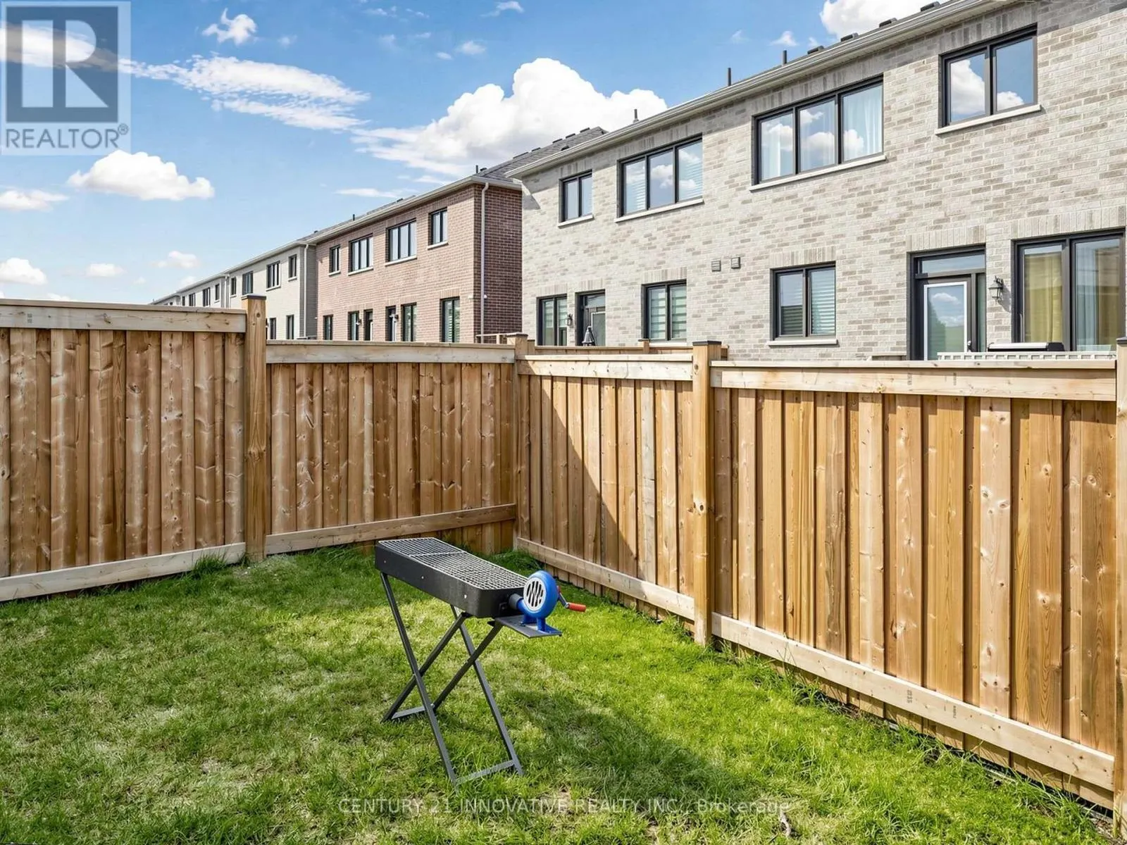 575 BOYD LANE