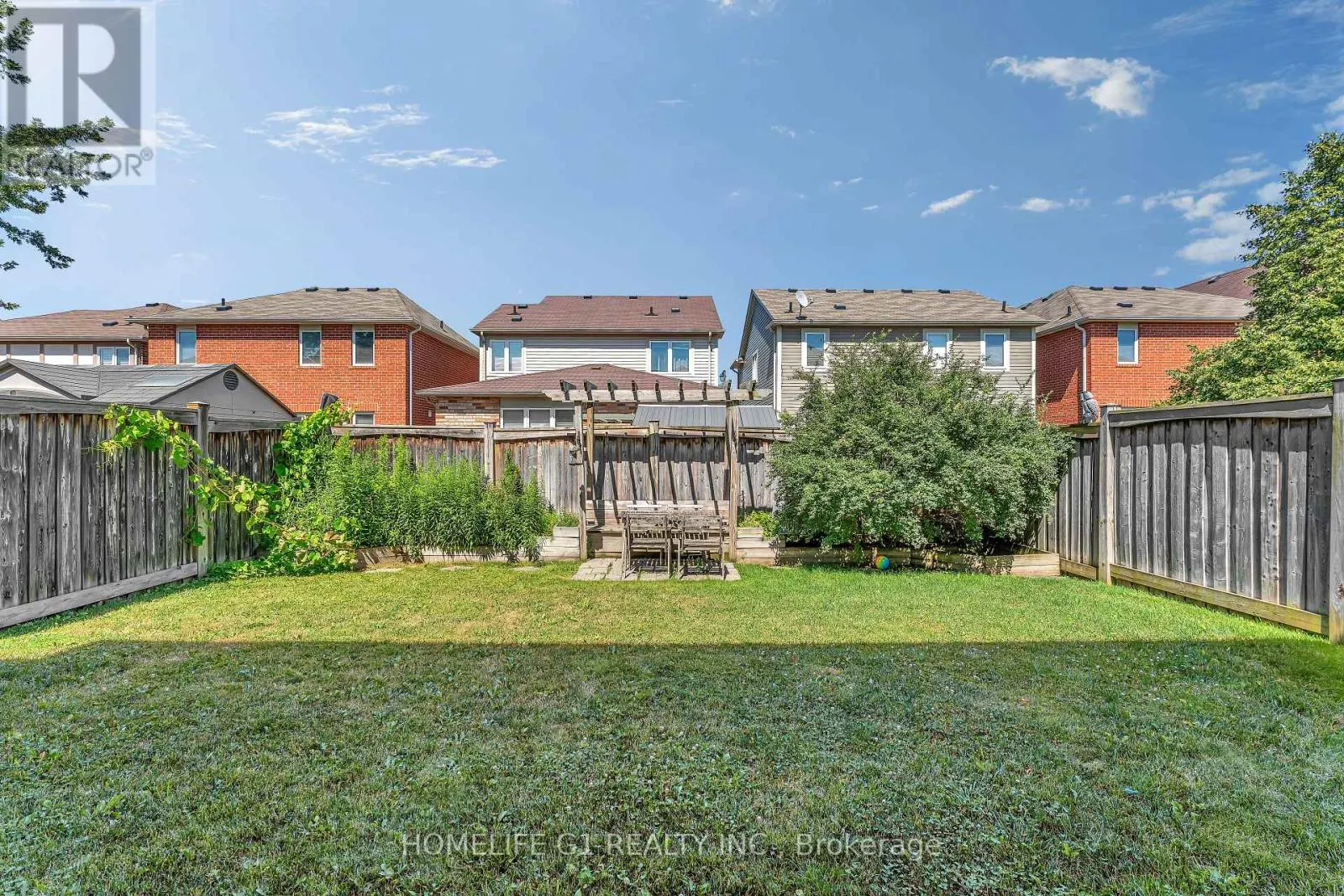 889 CHALLINOR TERRACE