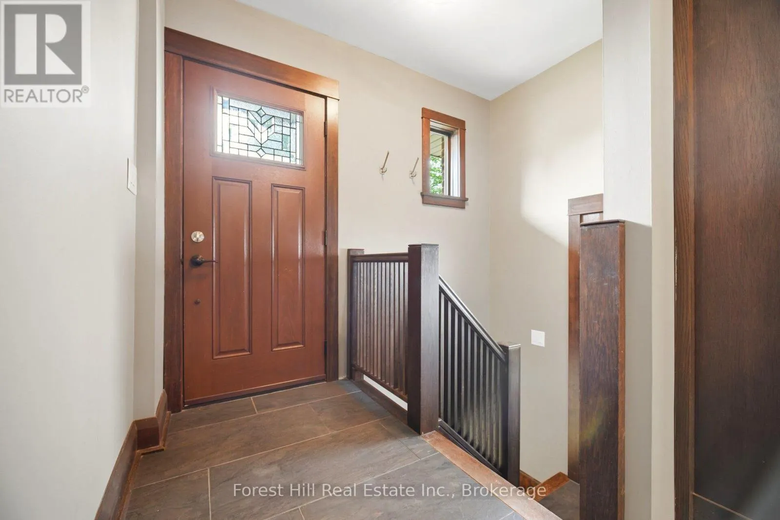 39 BROADVIEW AVENUE