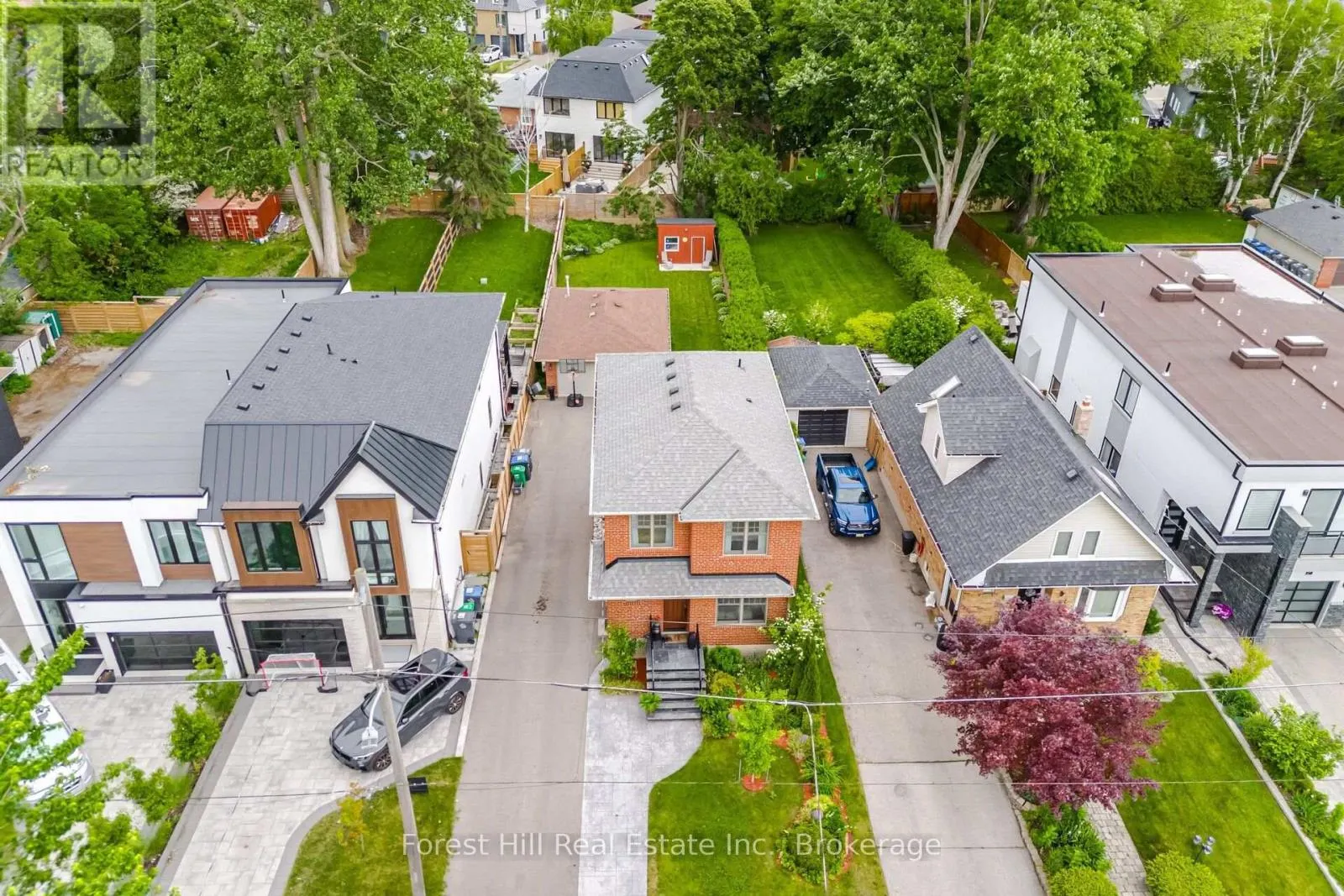 39 BROADVIEW AVENUE