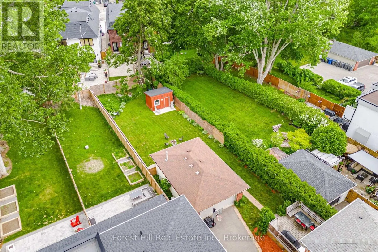 39 BROADVIEW AVENUE