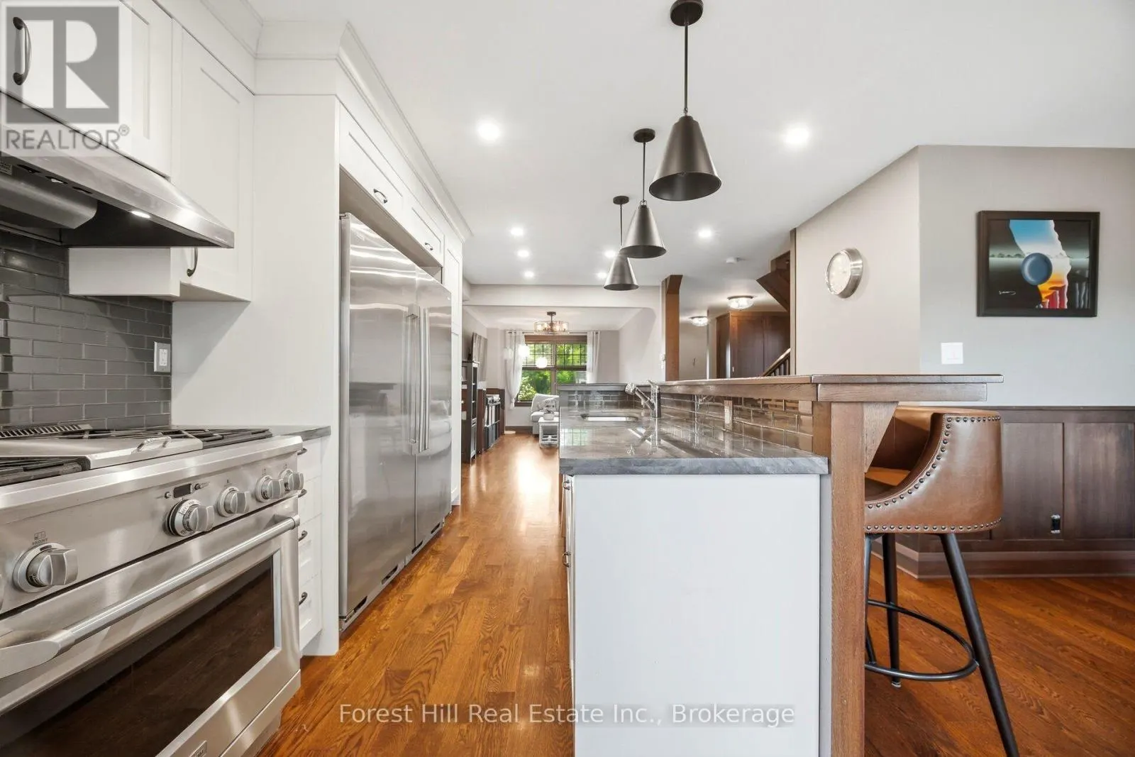 39 BROADVIEW AVENUE
