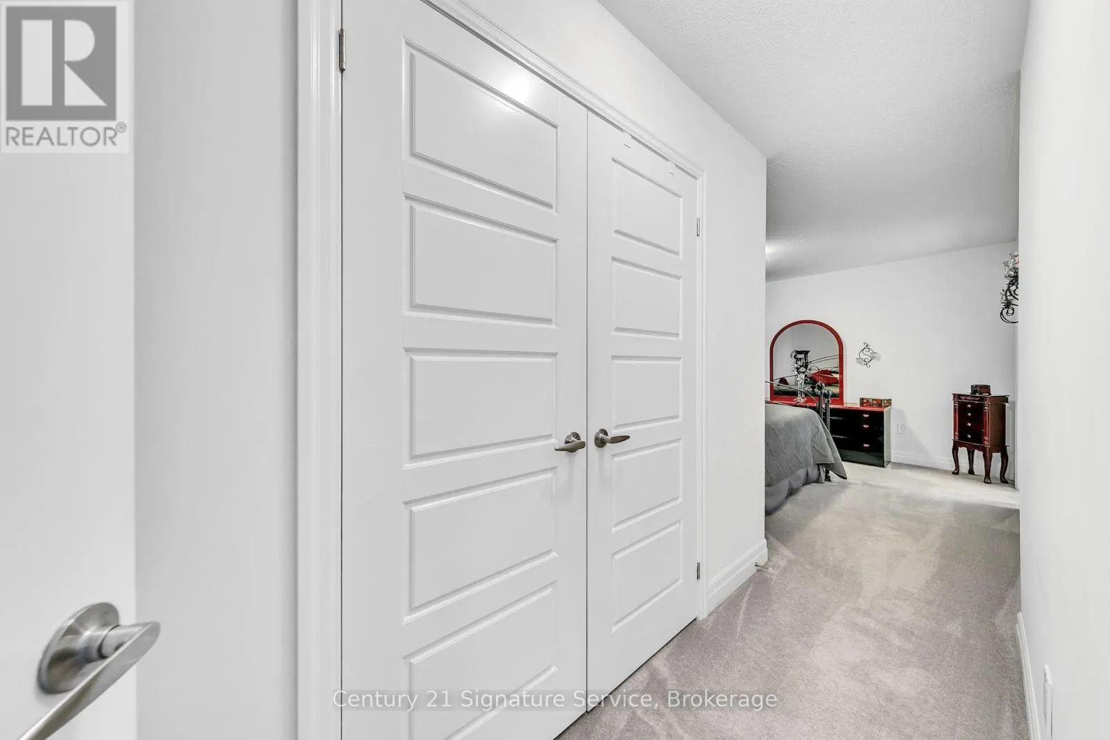 1369 LEGER WAY