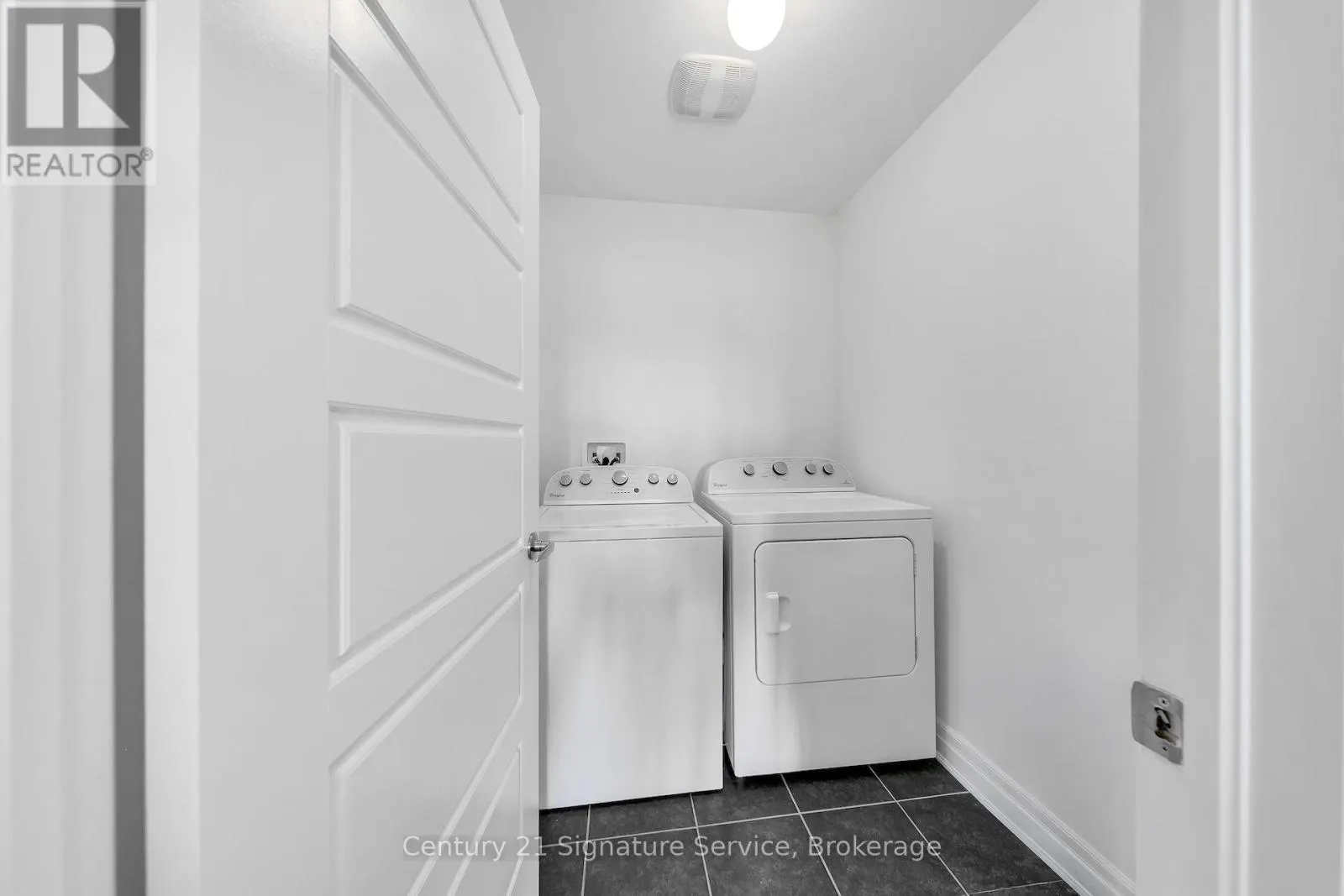 1369 LEGER WAY
