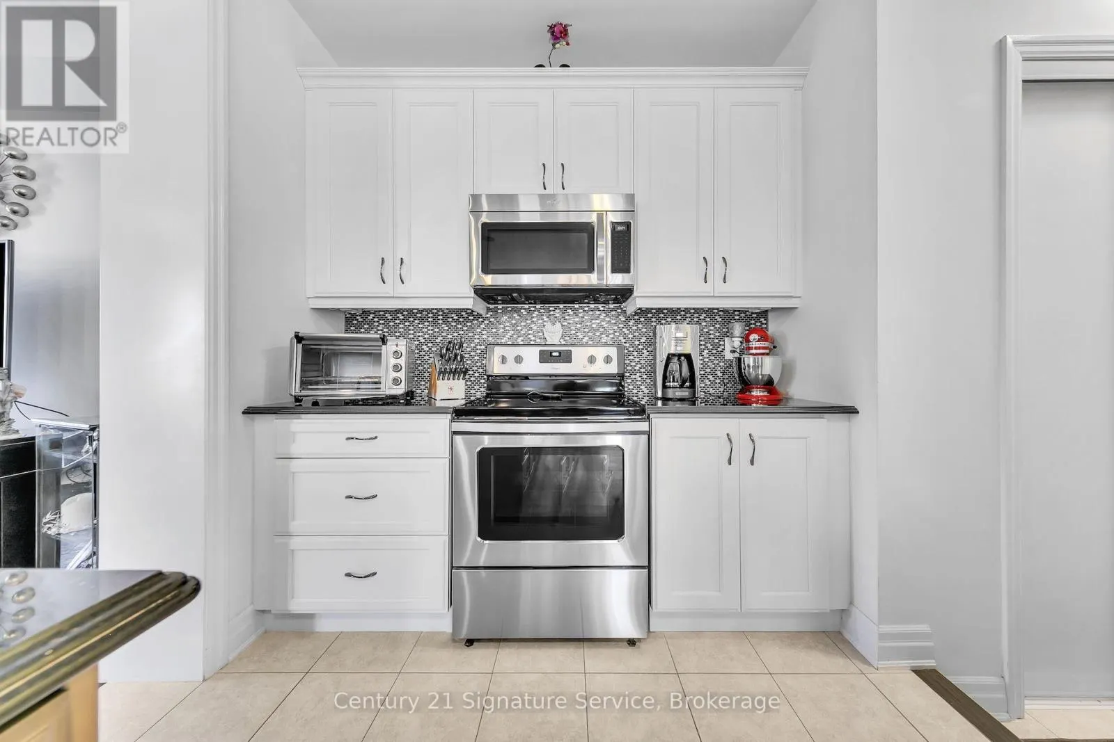 1369 LEGER WAY