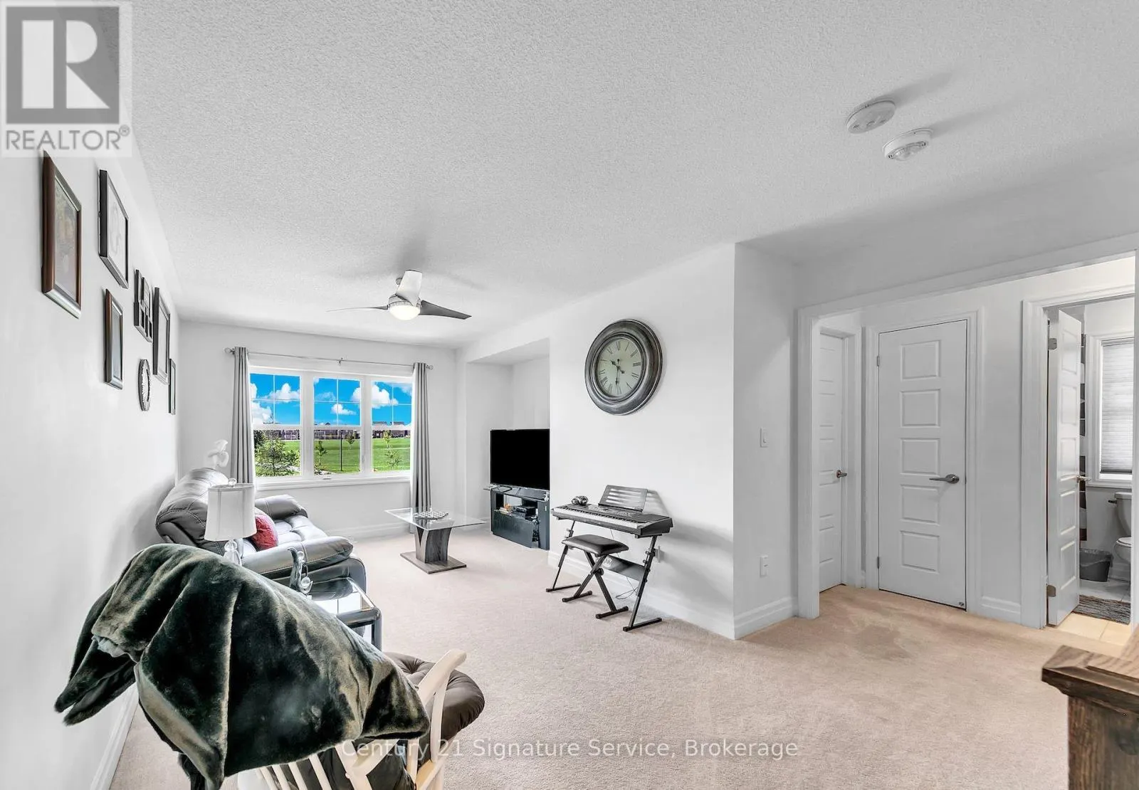 1369 LEGER WAY