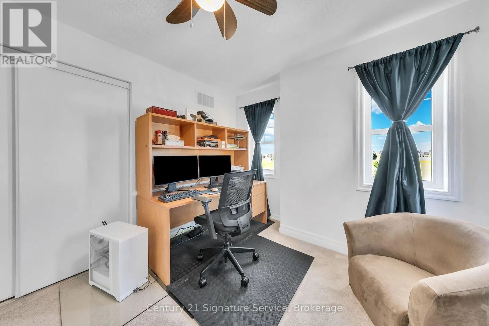 1369 LEGER WAY