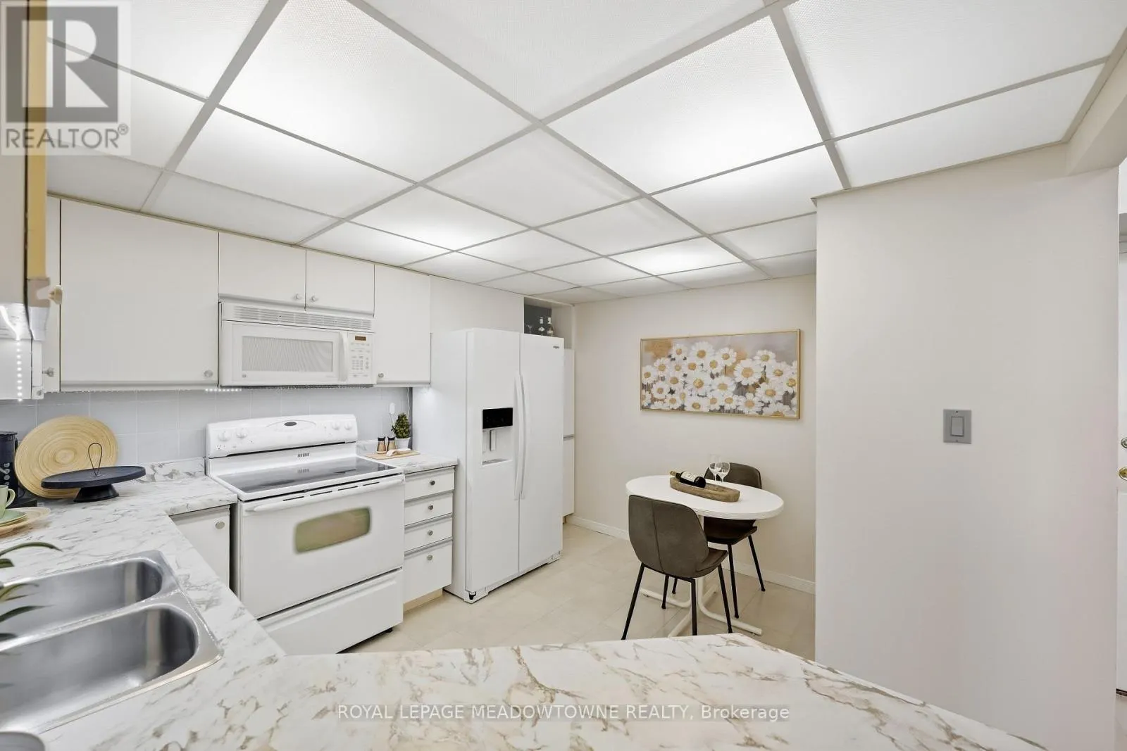 702 - 20 MCFARLANE DRIVE