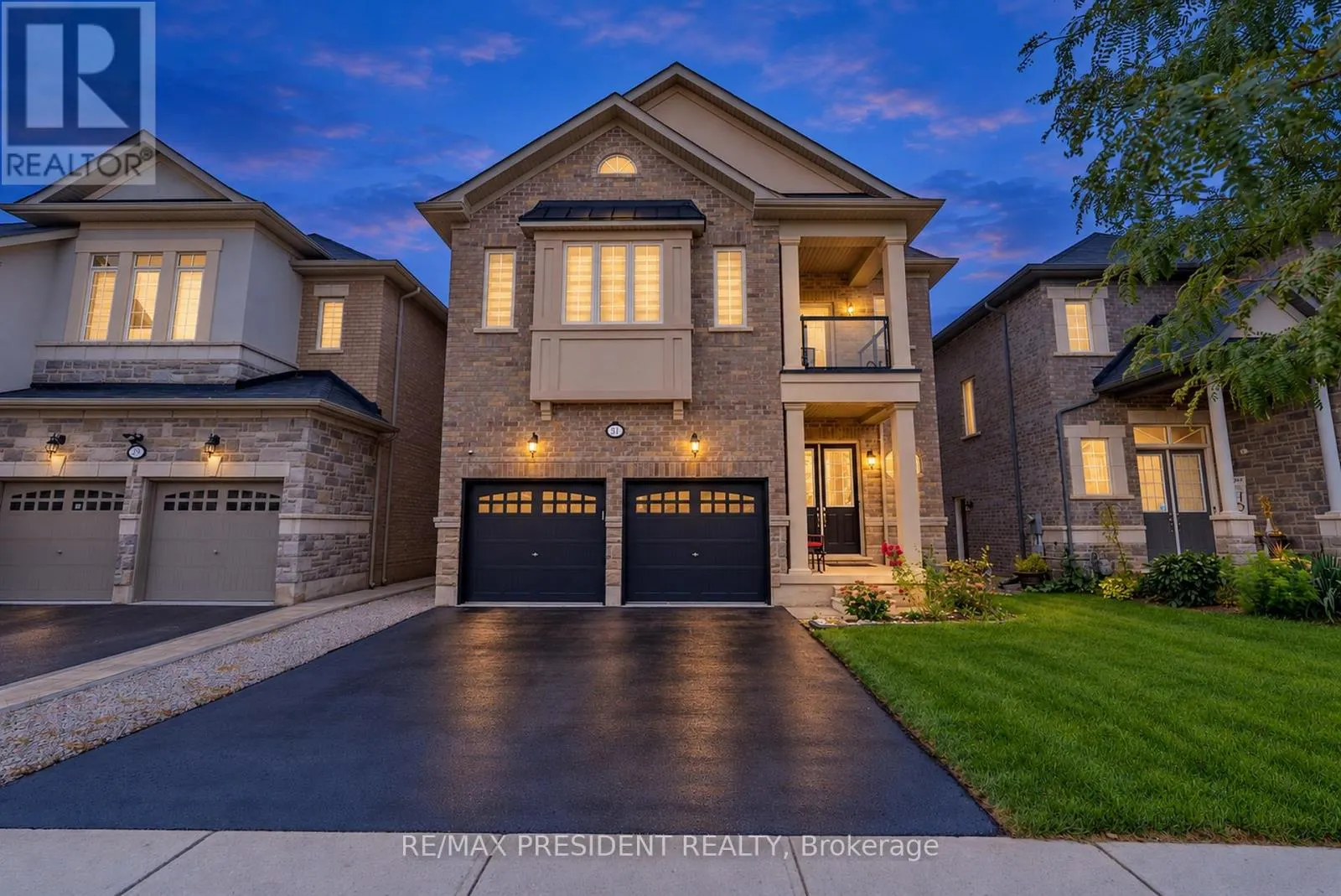 31 MONARCH DRIVE