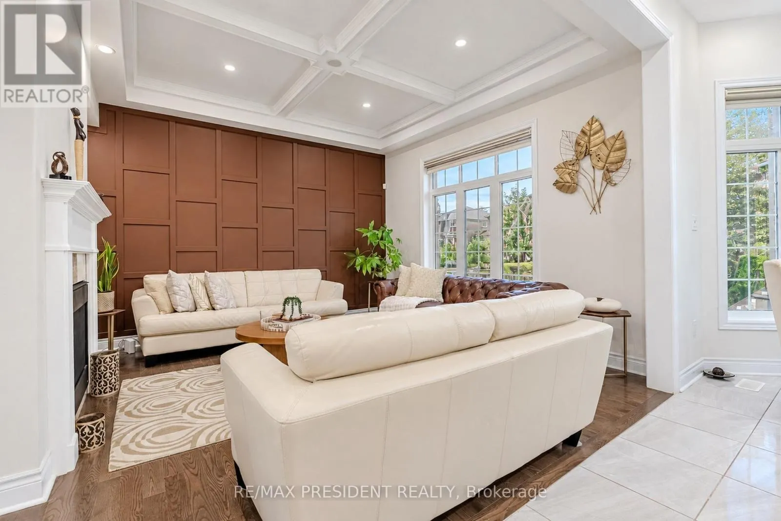 31 MONARCH DRIVE