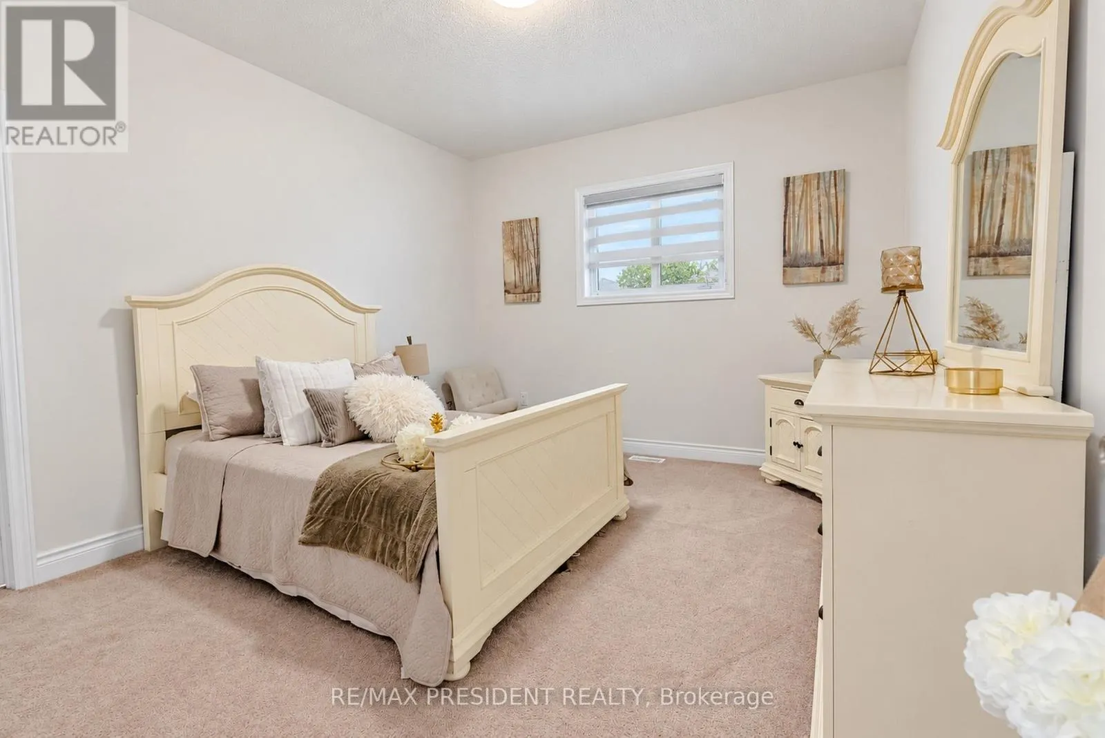 31 MONARCH DRIVE