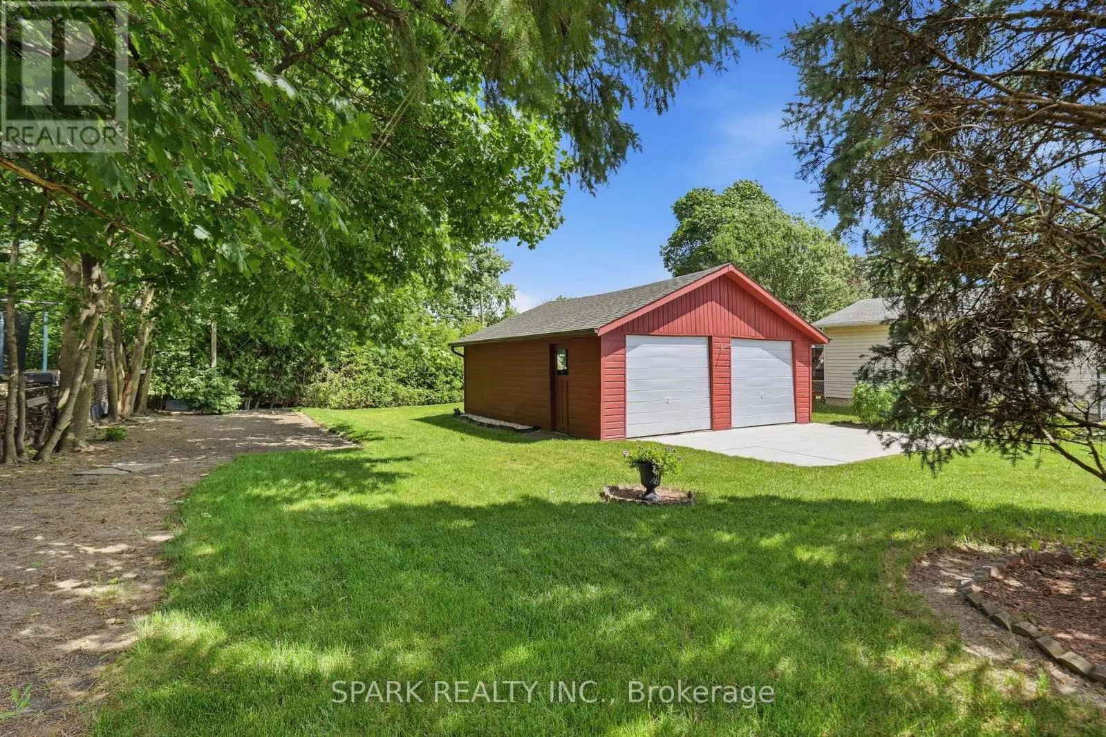 416 DELREX BOULEVARD