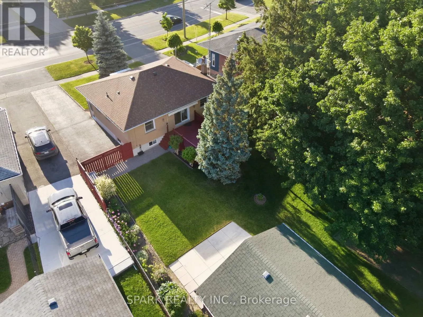 416 DELREX BOULEVARD