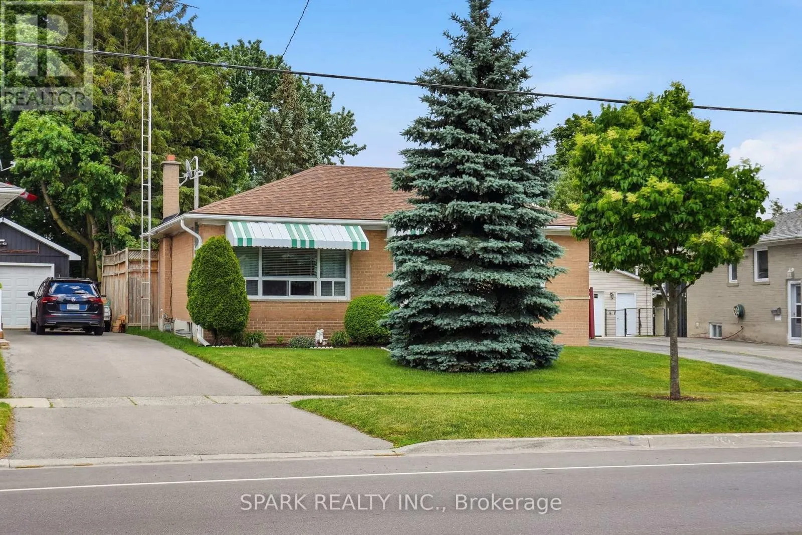 416 DELREX BOULEVARD