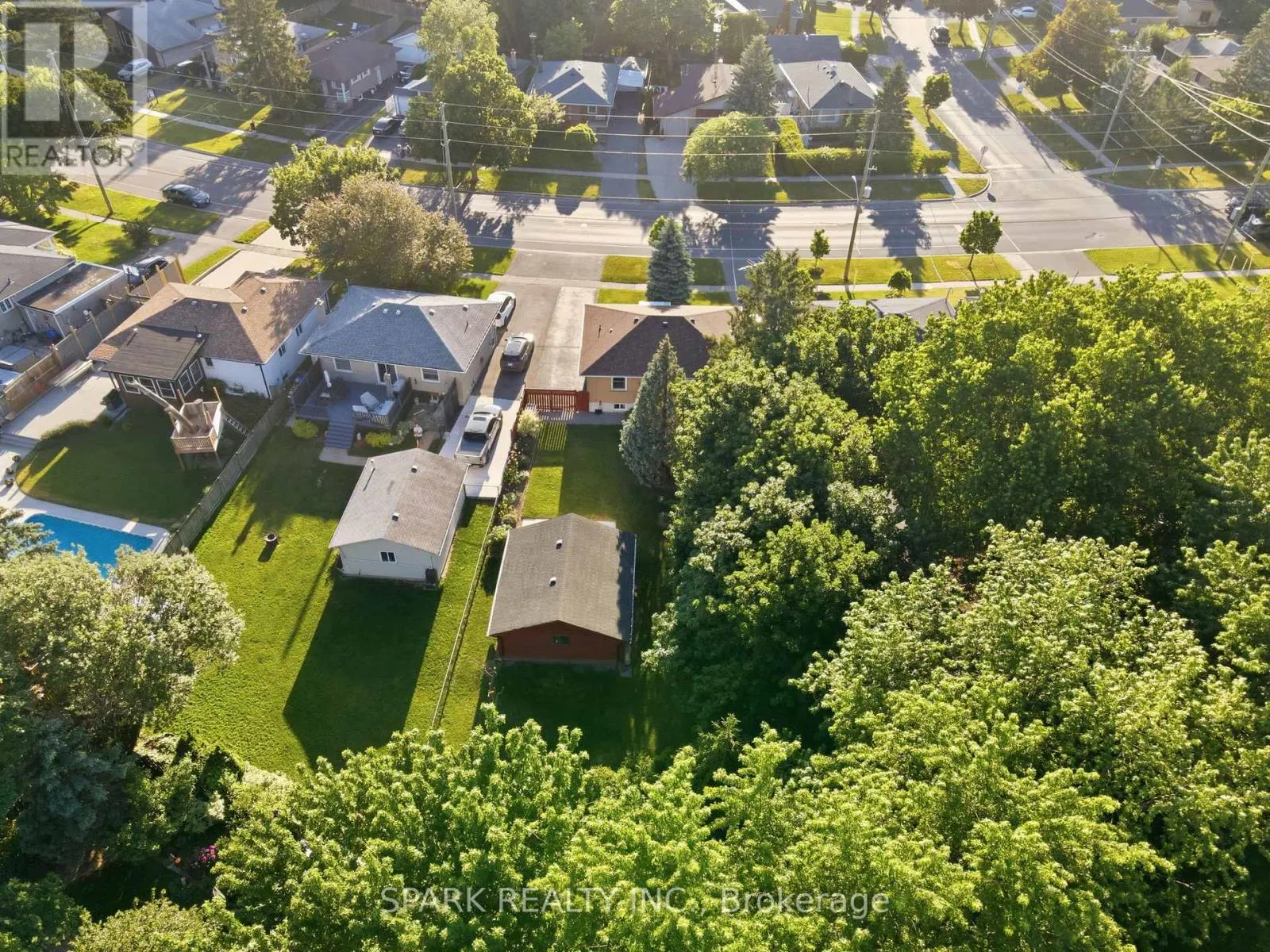 416 DELREX BOULEVARD