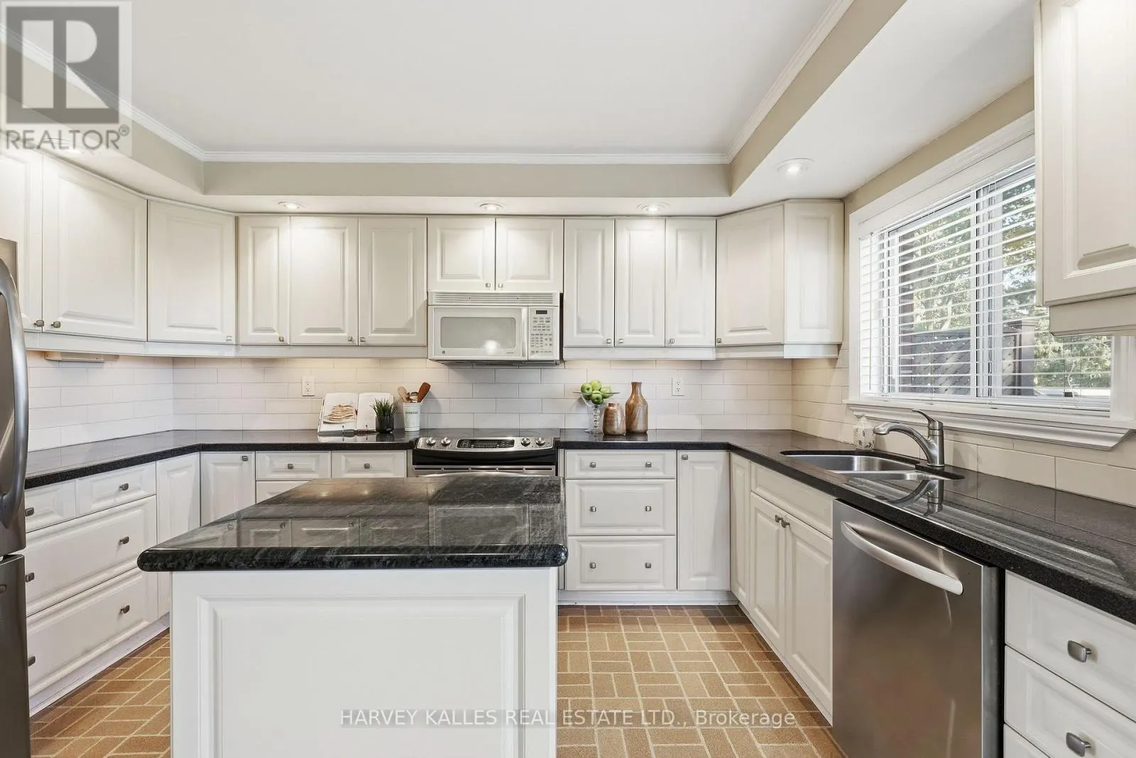310 NEWLOVE DRIVE