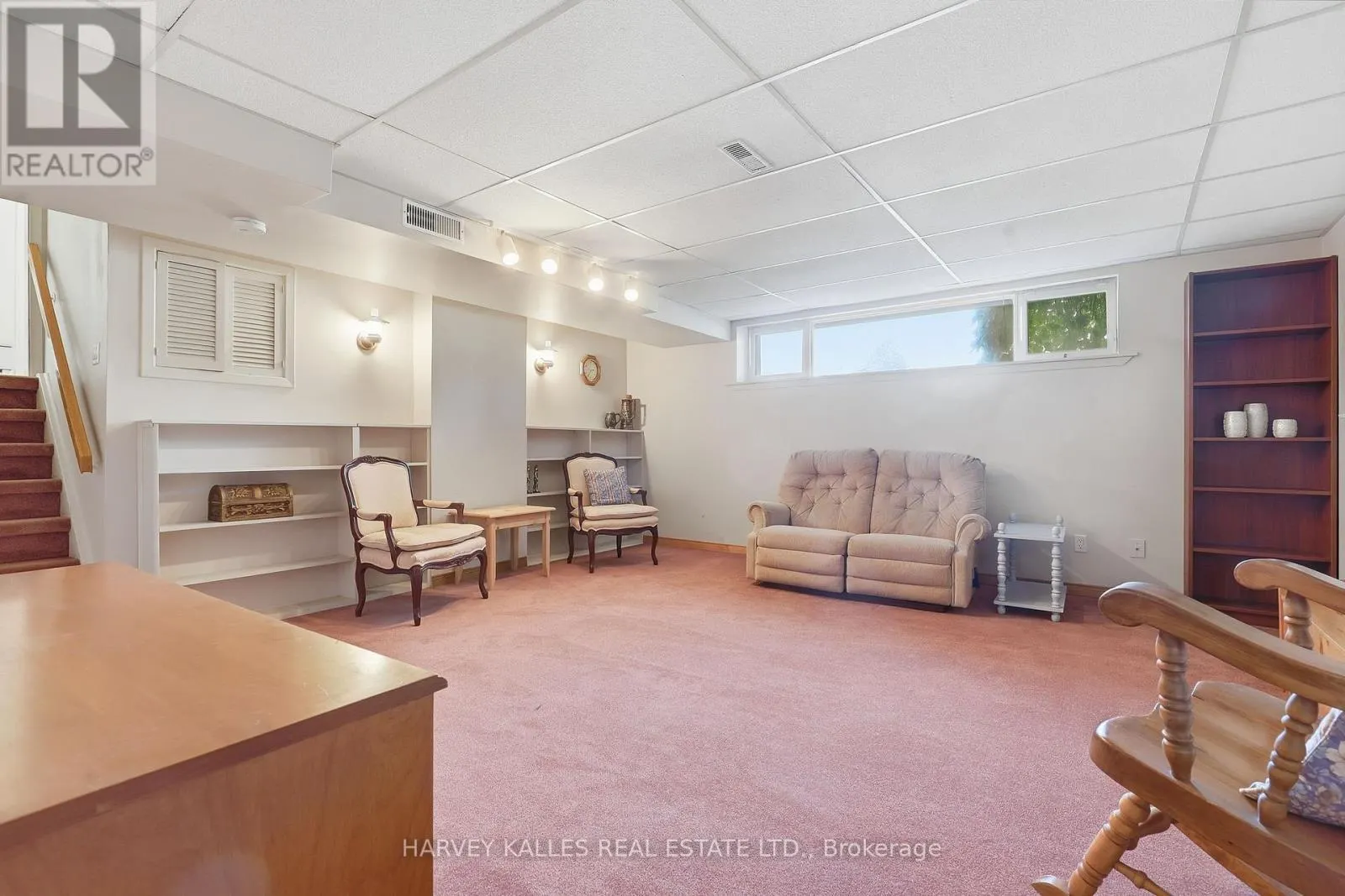 310 NEWLOVE DRIVE