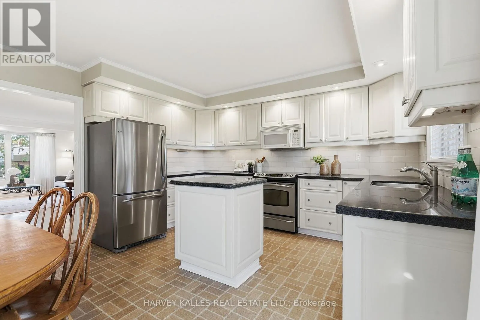310 NEWLOVE DRIVE