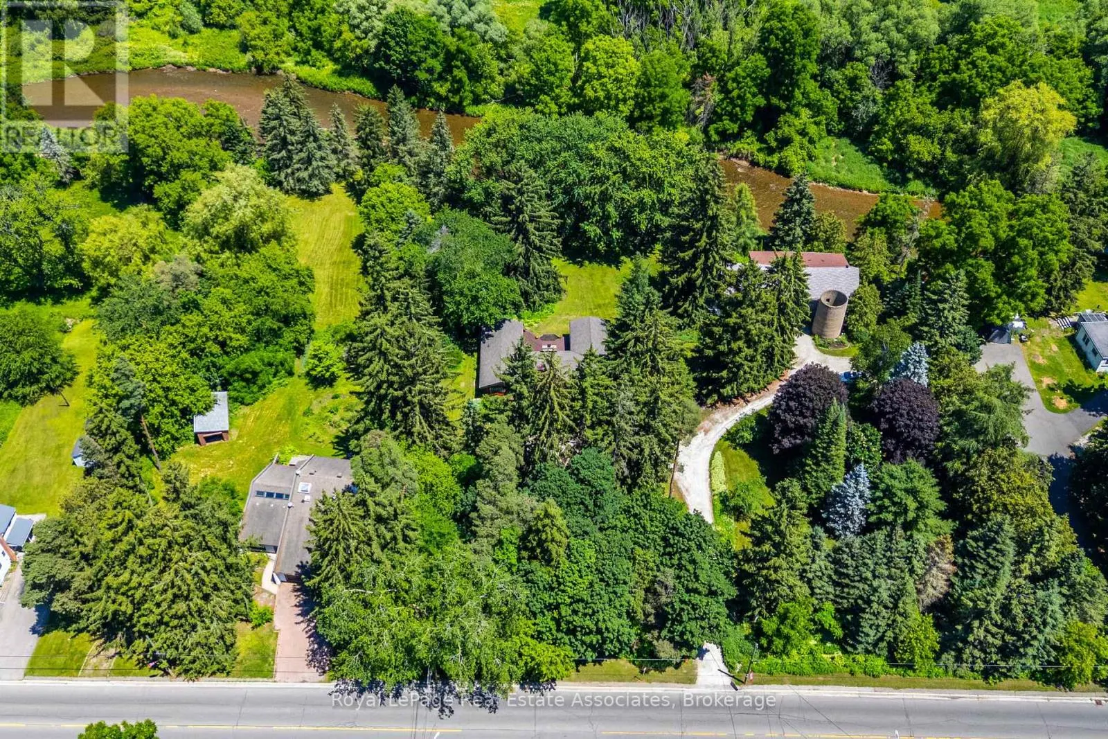 19 CONFEDERATION STREET