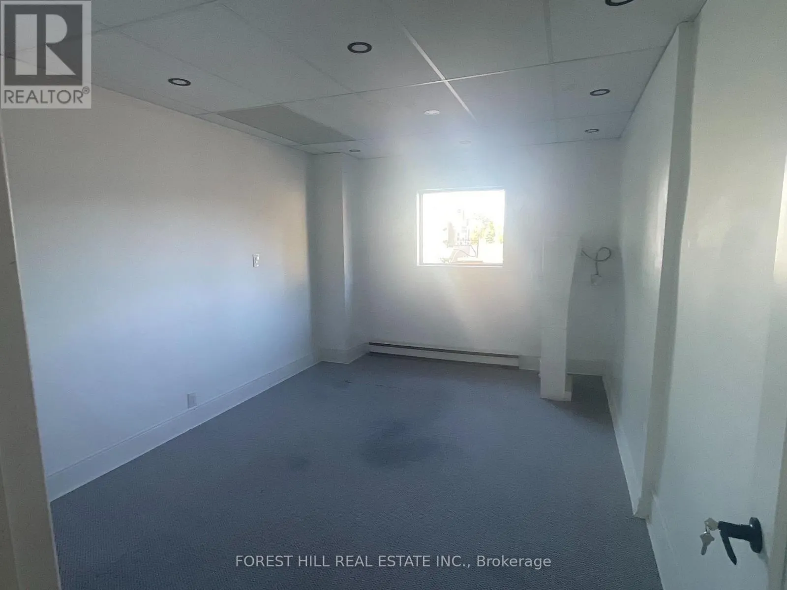 6 [2ND FLOOR] - 18371 HURONTARIO STREET