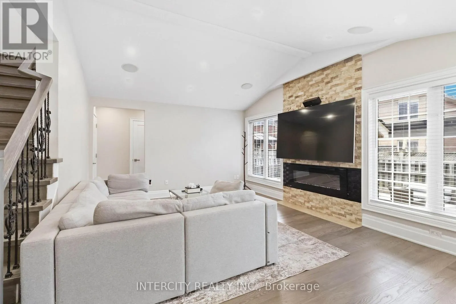 700 TRUDEAU DRIVE