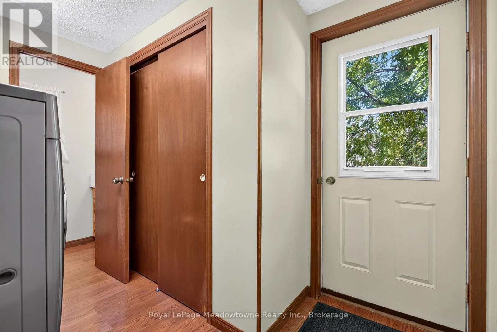 4095 20 SIDE ROAD