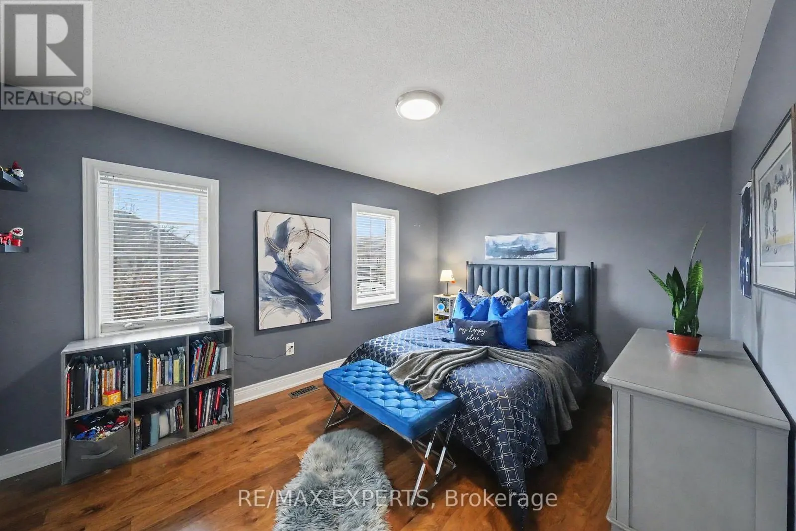 2 IRONHORSE CRESCENT
