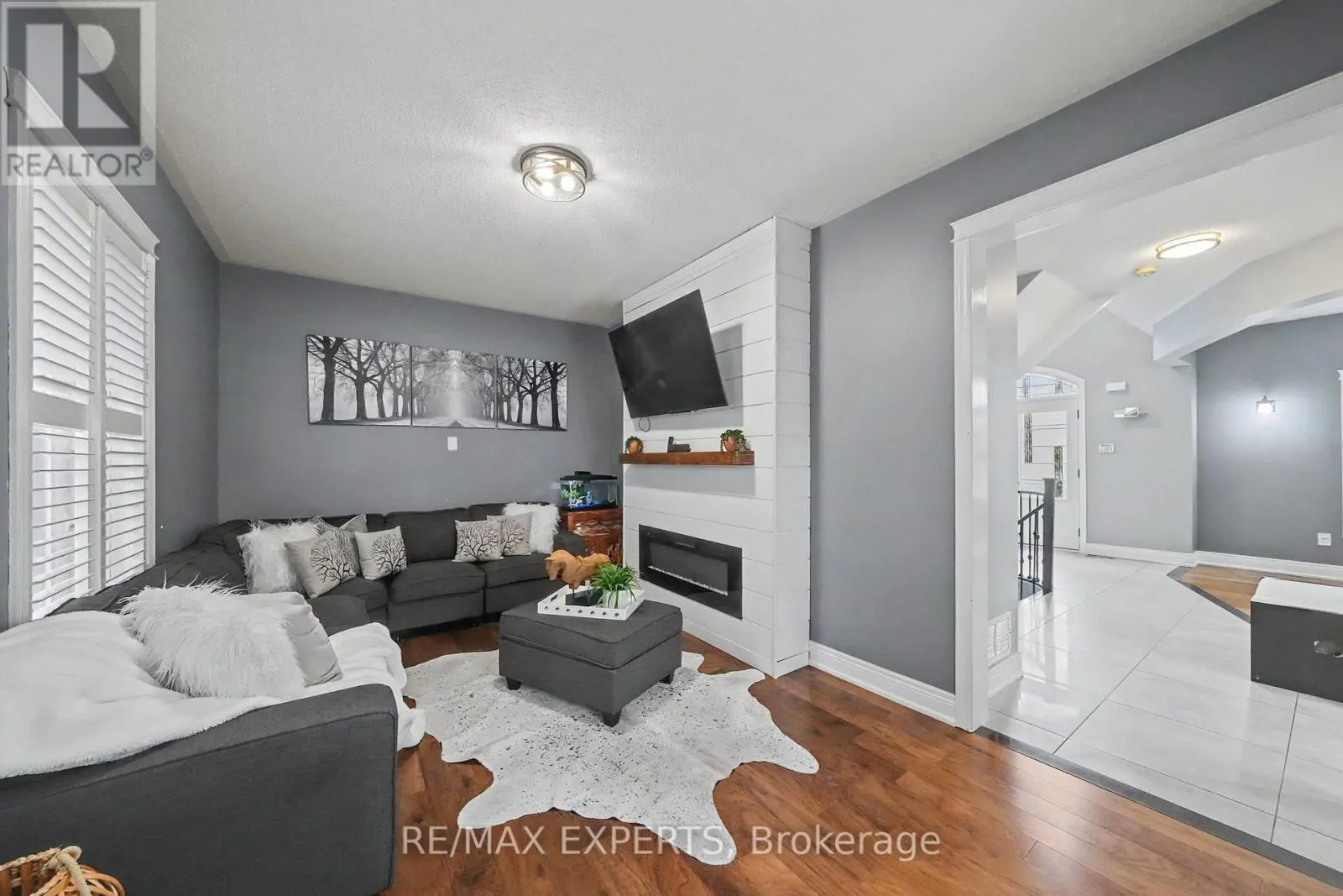 2 IRONHORSE CRESCENT