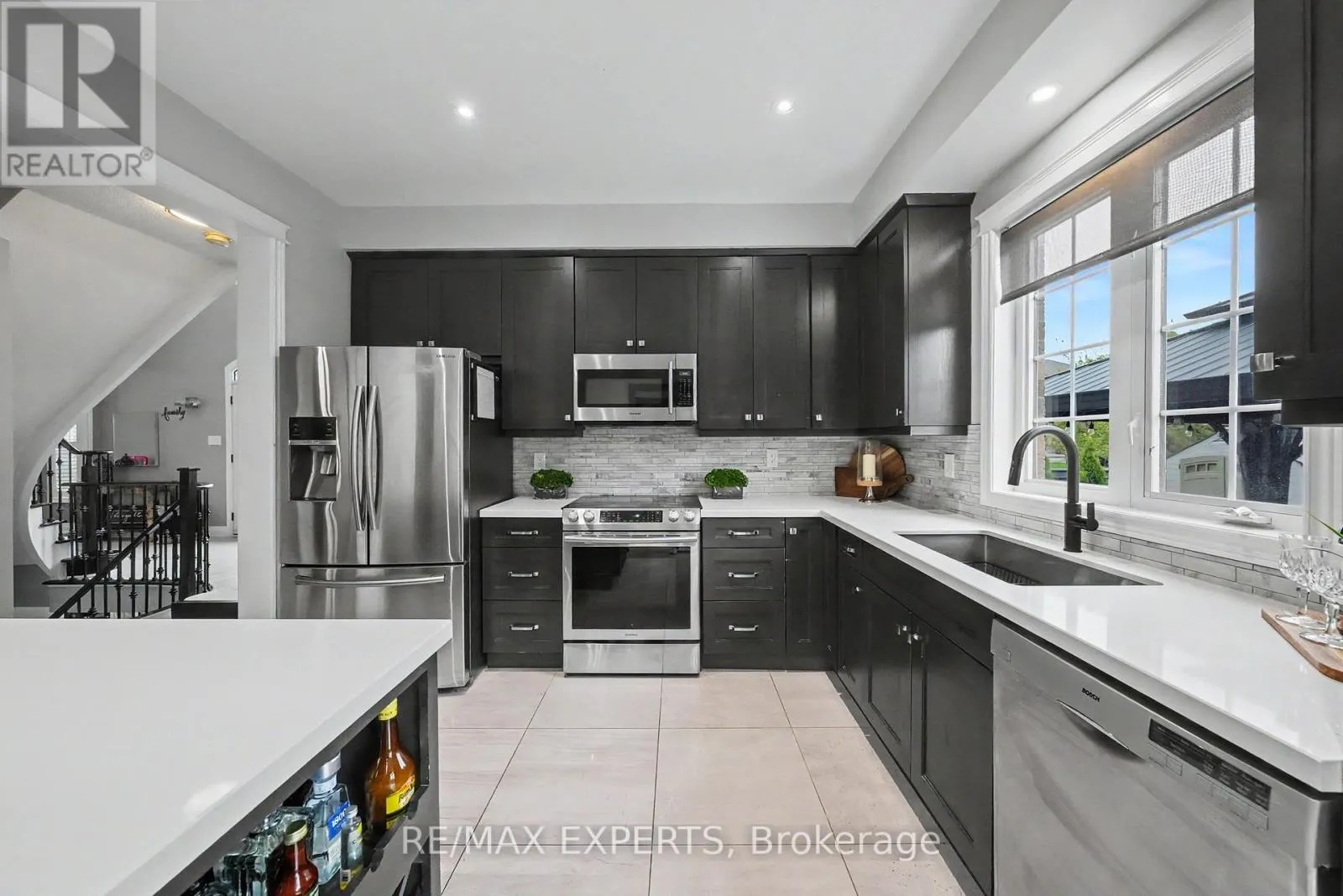 2 IRONHORSE CRESCENT