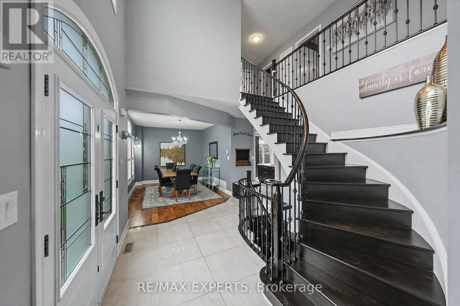 2 IRONHORSE CRESCENT