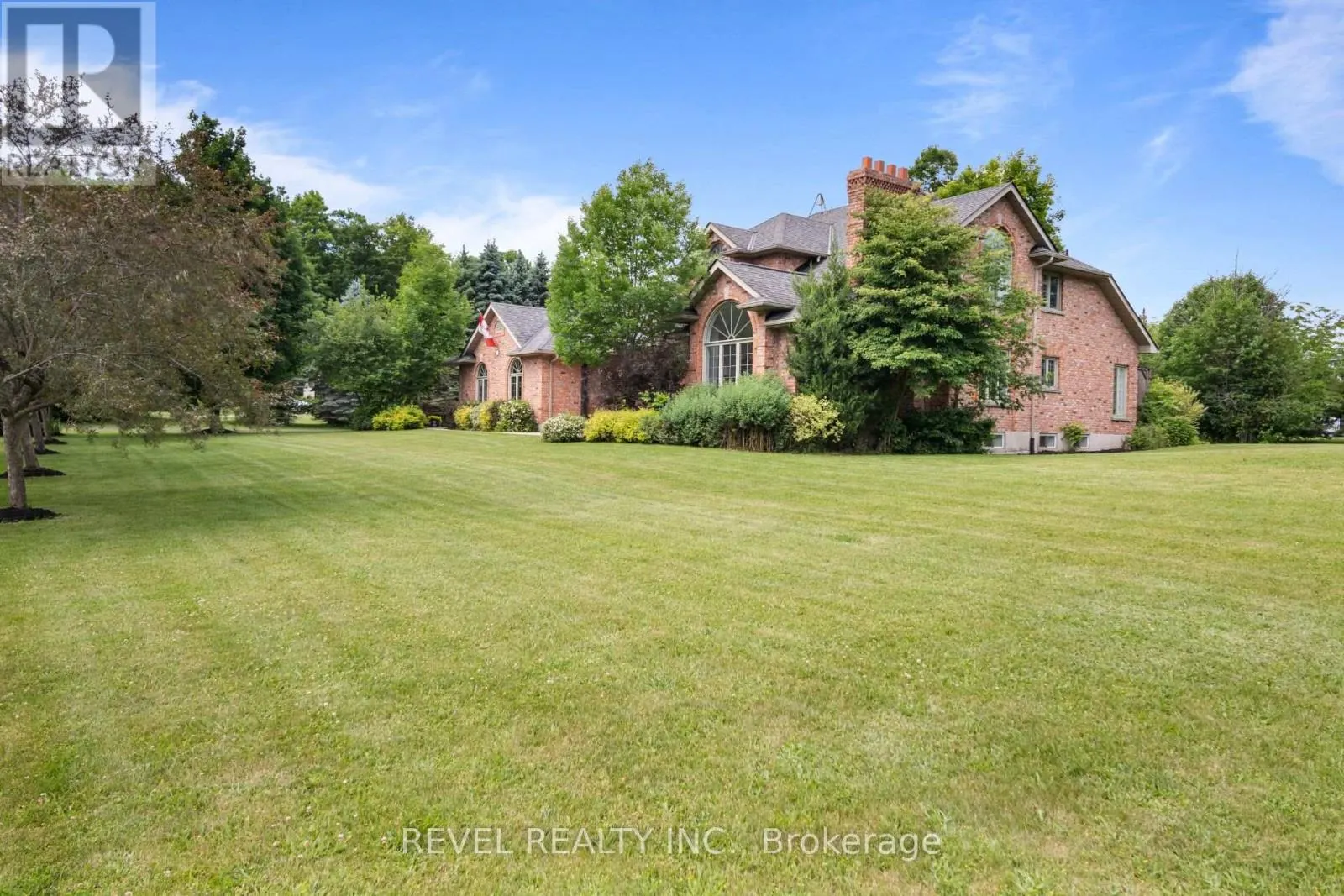 2255 MOHAWK TRAIL