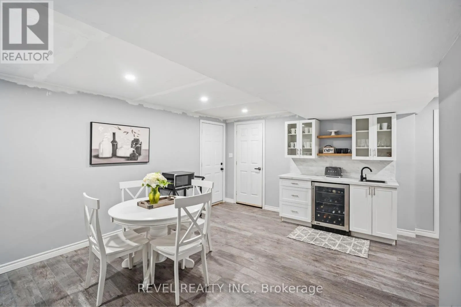 2255 MOHAWK TRAIL