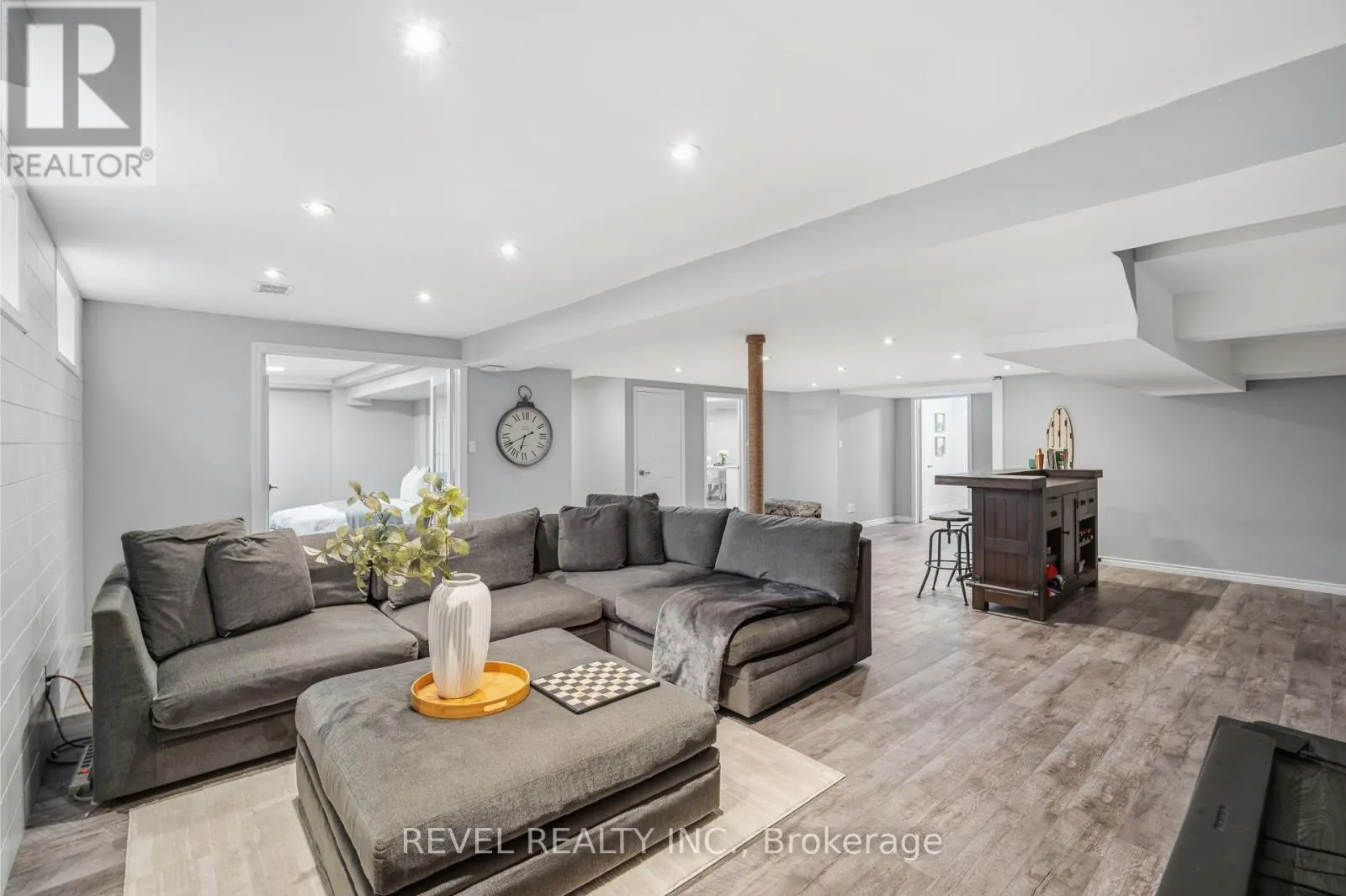 2255 MOHAWK TRAIL
