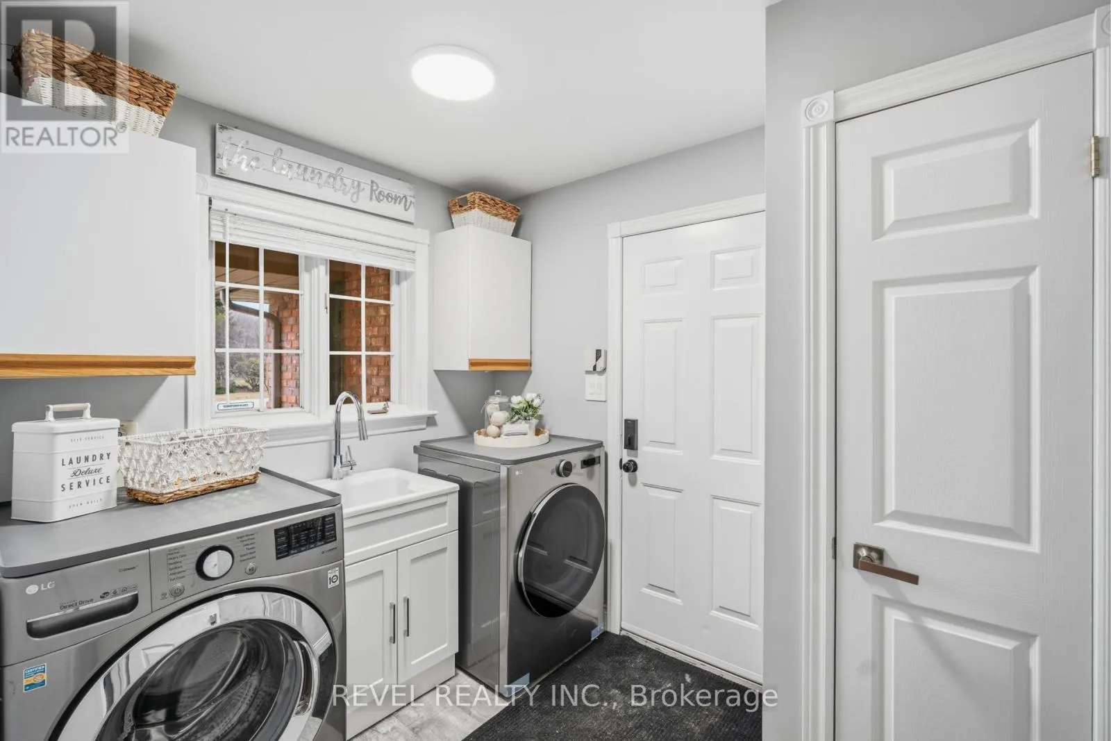 2255 MOHAWK TRAIL