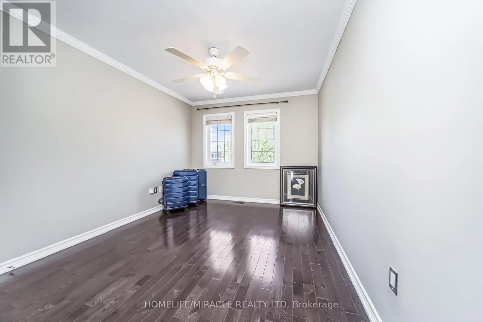 3 LOSINO STREET