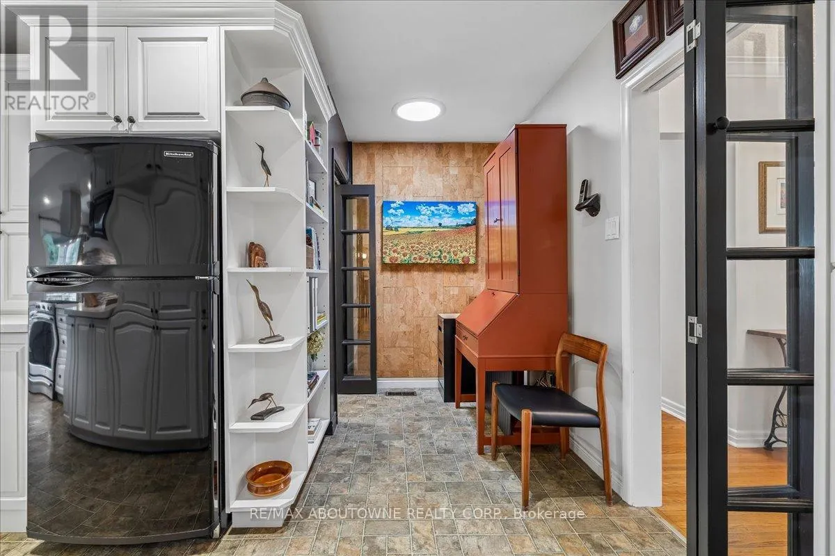 316 RIVER SIDE DRIVE