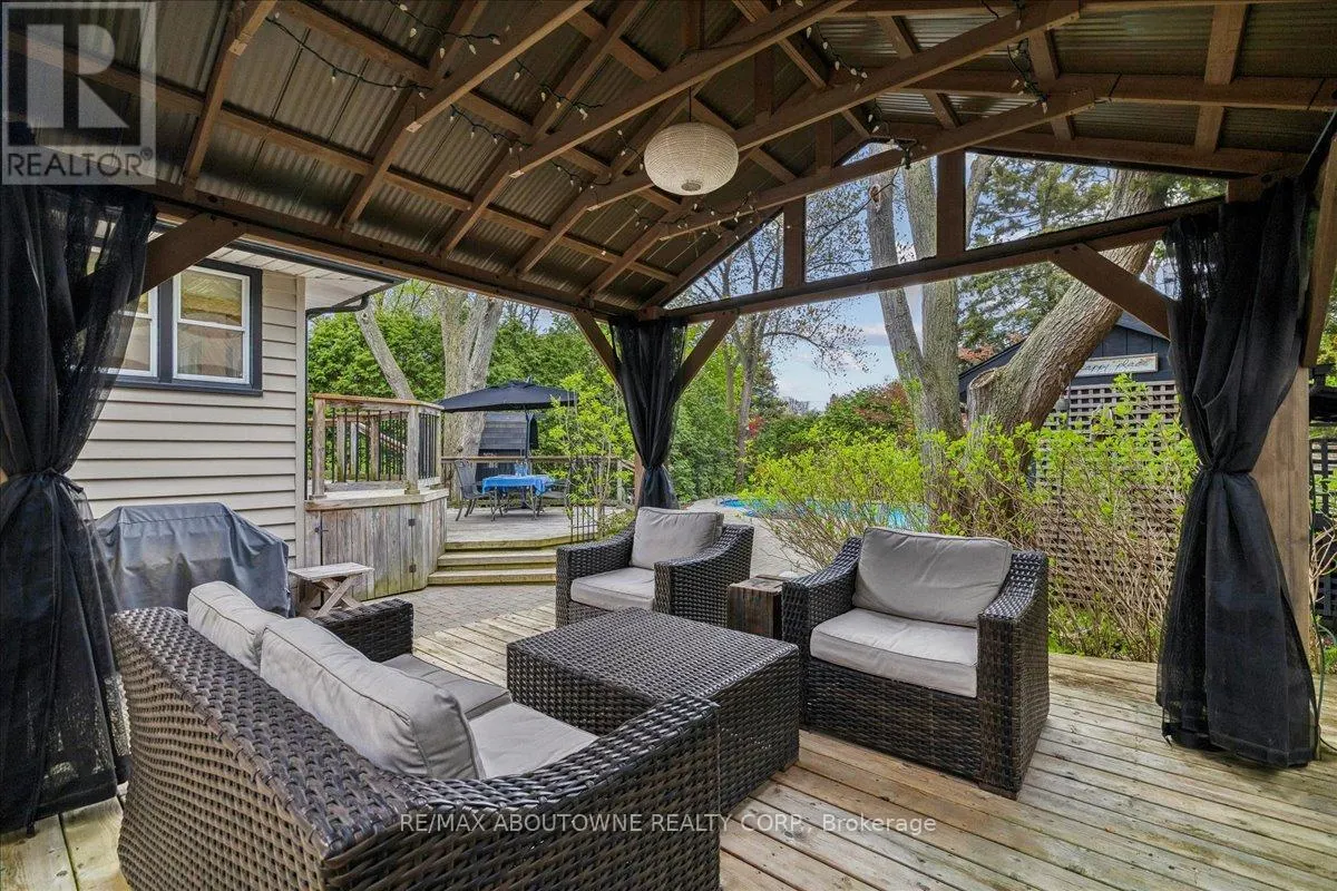 316 RIVER SIDE DRIVE