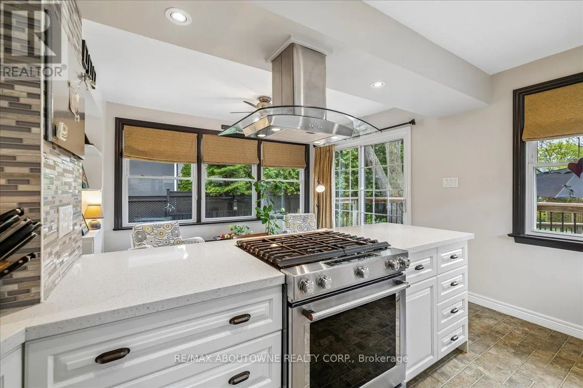 316 RIVER SIDE DRIVE