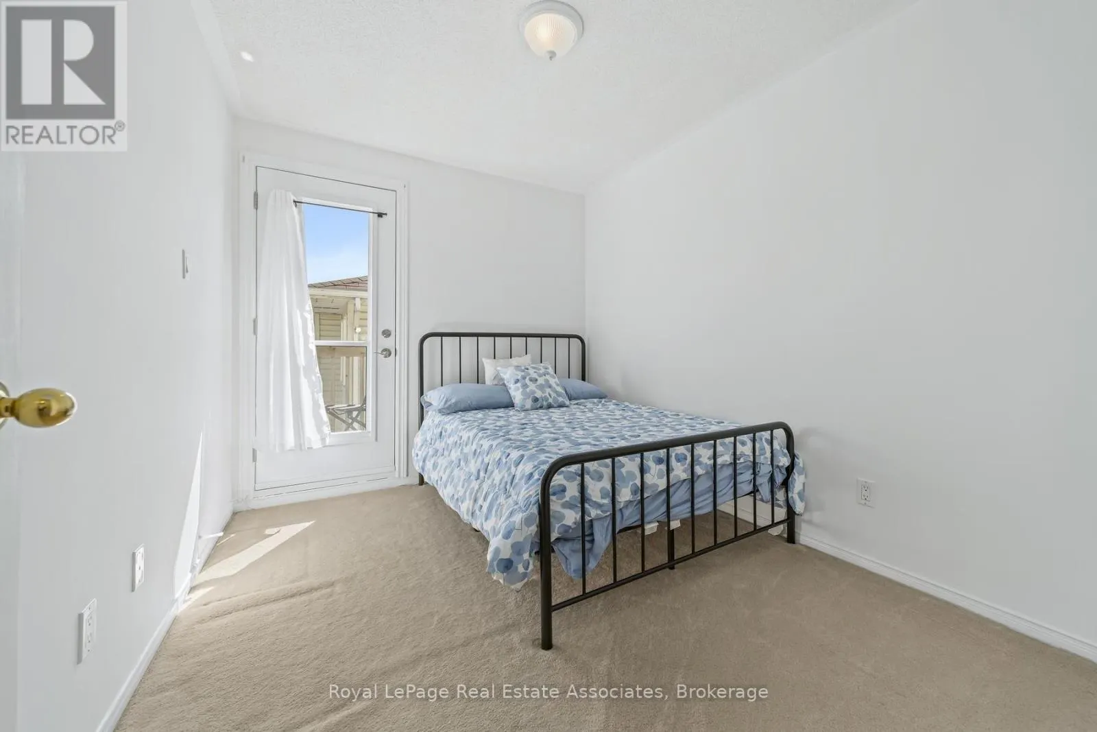30 STEWART MACLAREN ROAD