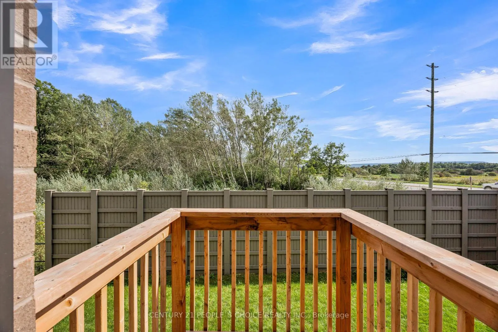 543 CELANDINE TERRACE