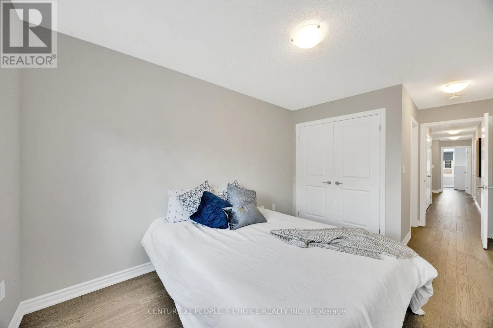 543 CELANDINE TERRACE