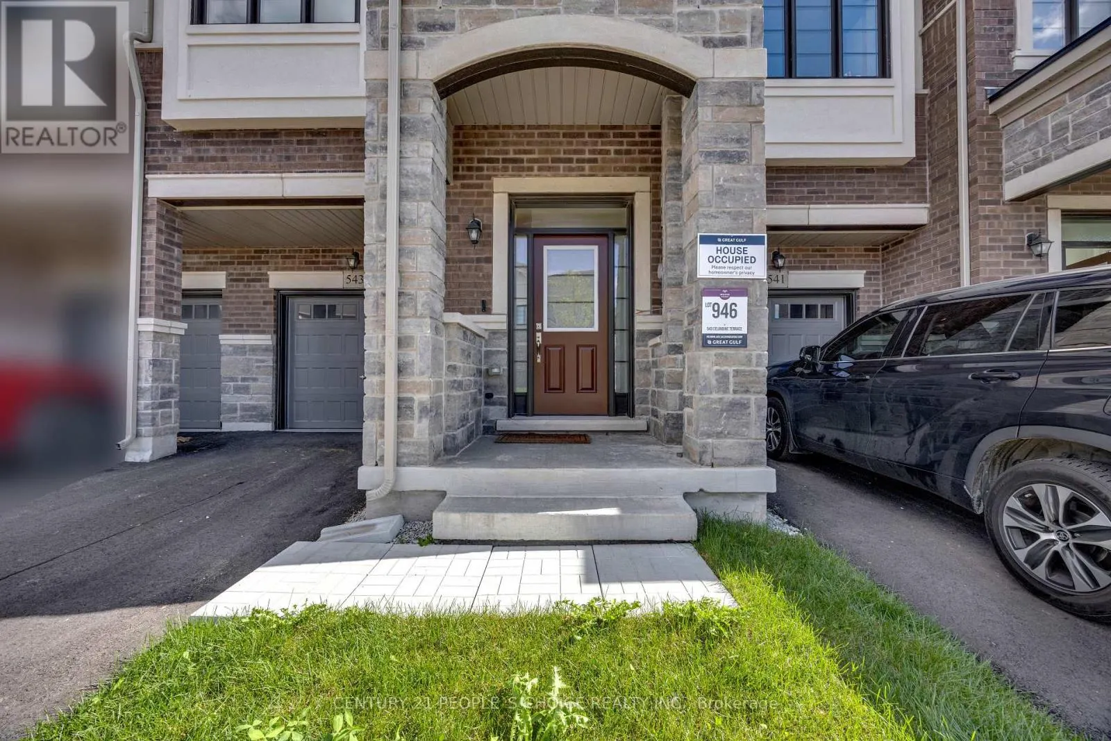 543 CELANDINE TERRACE