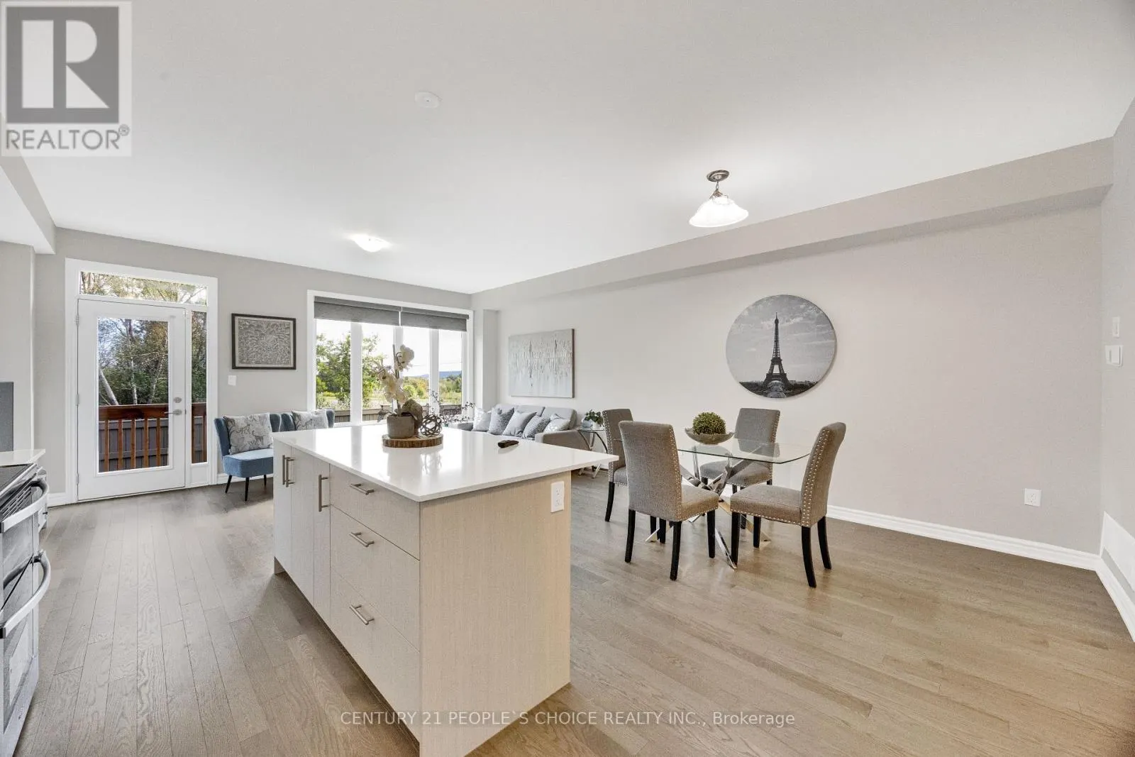 543 CELANDINE TERRACE
